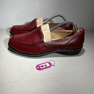 Soft Spots Women's All Day Comfort Loafer Slip On Shoe Size 8WW Leather Upper